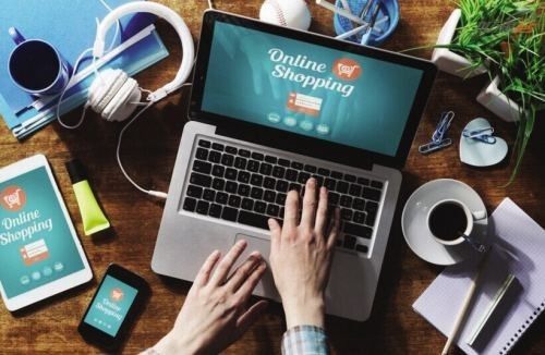 最后來說一個(gè)正能量的故事，一個(gè)關(guān)于兩代人理性消費(fèi)理性投資的故事。